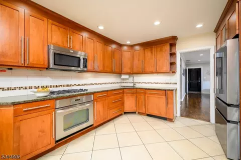 487 Brook Ave, Passaic, NJ 07055 photo 12