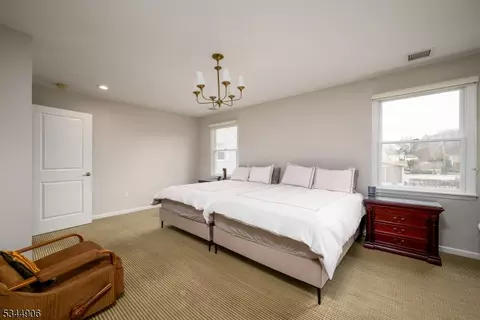 487 Brook Ave, Passaic, NJ 07055 photo 27