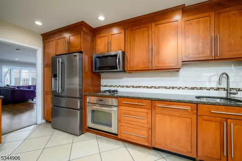 487 Brook Ave, Passaic, NJ 07055 photo 14