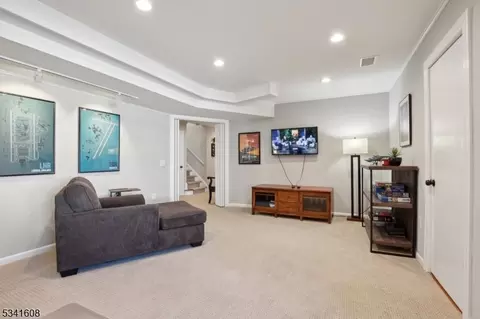 162 Maple Ave, Berkeley Heights, NJ 07922 photo 23
