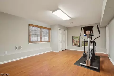162 Maple Ave, Berkeley Heights, NJ 07922 photo 25