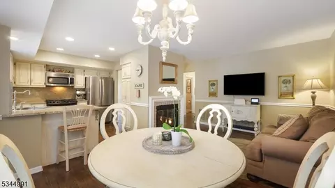 7 Timothy Ln, Bedminster, NJ 07921 photo 11