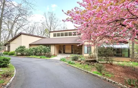 178 Deer Run, Watchung, NJ 07069