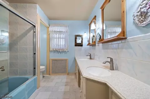 35 Union Ct, Haskell, NJ 07420 photo 13