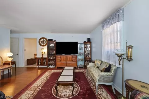 35 Union Ct, Haskell, NJ 07420 photo 7