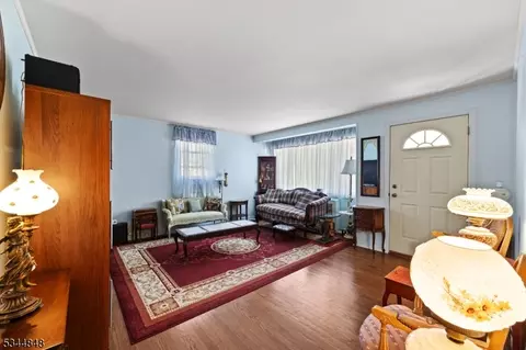 35 Union Ct, Haskell, NJ 07420 photo 6