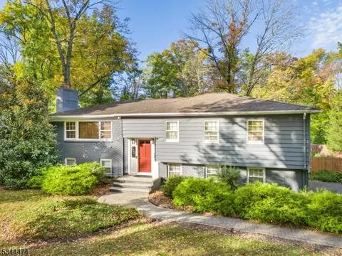 200 Woodland Ave, Summit, NJ 07901