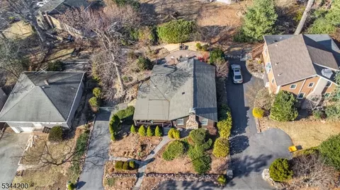 35 Lenape Trl, Wayne, NJ 07470 photo 33