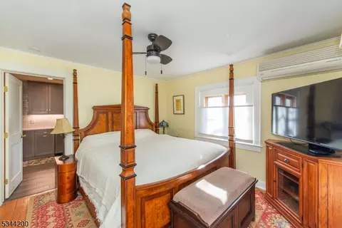 35 Lenape Trl, Wayne, NJ 07470 photo 18