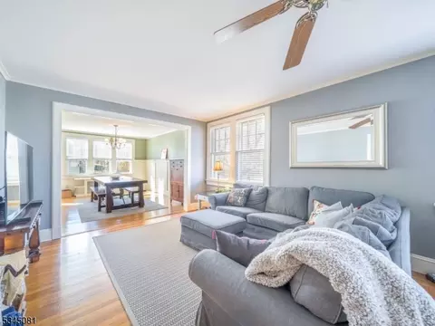 36 Minton Ave, Chatham, NJ 07928
