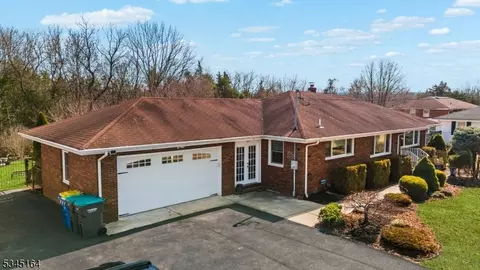 32 Cedar Grove Ln, Somerset, NJ 08873