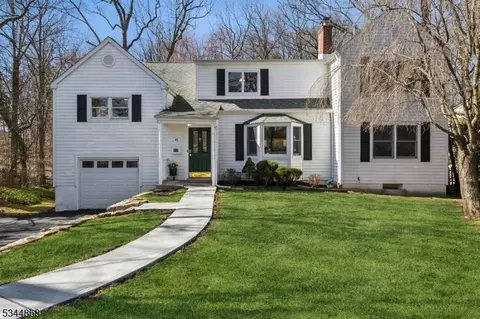 41 Sunnywood Dr, Westfield, NJ 07090