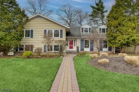 17 Spring Hill Dr, West Orange, NJ 07052