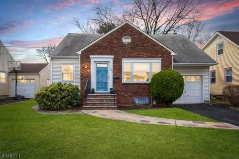 2642 Burns Pl, Union, NJ 07083