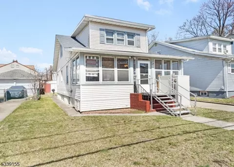 24 E 8th St, Clifton, NJ 07011