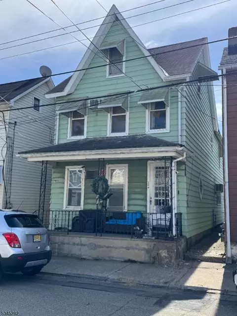 244 Mercer St, Phillipsburg, NJ 08865