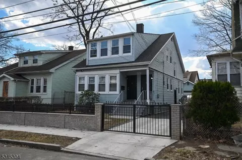 282 Weequahic Ave, Newark, NJ 07112