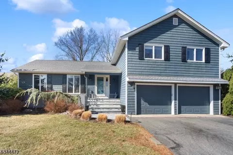 25 Morris Ave, Montville, NJ 07045