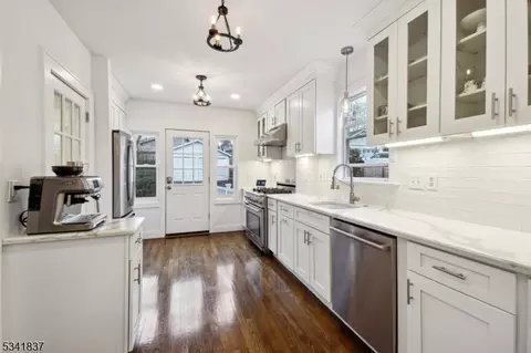 167 Myrtle Ave, Millburn, NJ 07041 photo 11