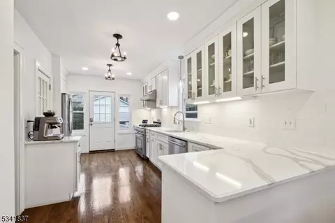 167 Myrtle Ave, Millburn, NJ 07041 photo 9