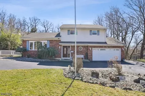 233 Cedar St, Cedar Grove, NJ 07009
