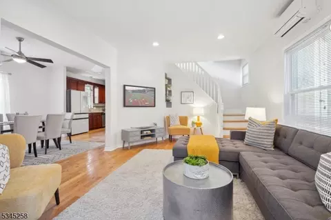 643 Gregory Ave, Clifton, NJ 07011
