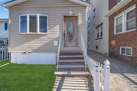 192 E Albert St, Rahway, NJ 07065