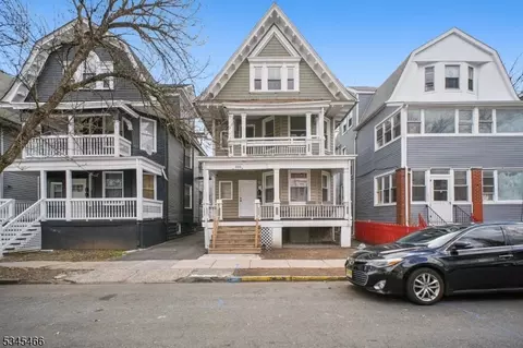 250 Amherst St, East Orange, NJ 07018