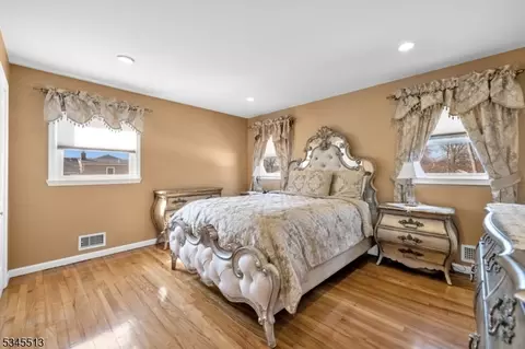 40 Monterey Dr, Wayne, NJ 07470 photo 21