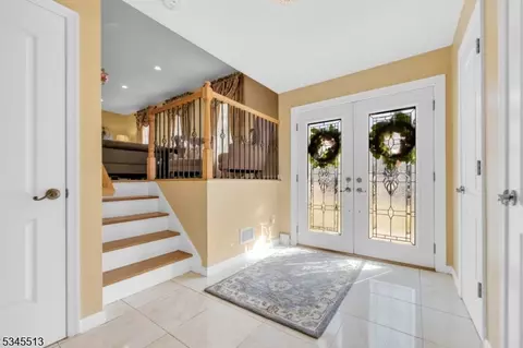40 Monterey Dr, Wayne, NJ 07470 photo 18