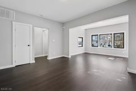 142 Maple Ave, Montclair, NJ 07042 photo 18