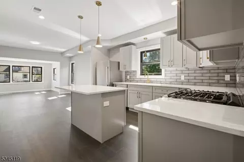 142 Maple Ave, Montclair, NJ 07042 photo 5