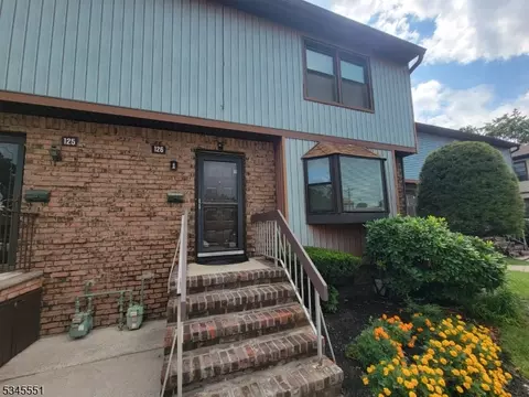 126 Highview Dr, Woodbridge Twp, NJ 07095
