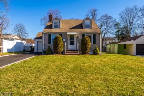 813 Monroe Ave, Plainfield, NJ 07063