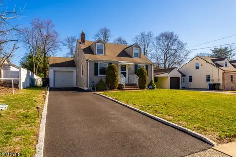 813 Monroe Ave, Plainfield, NJ 07063 photo 2