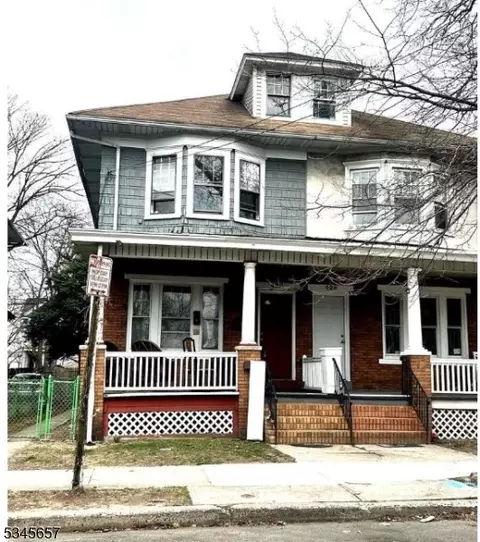 426 Ardmore Ave, Trenton, NJ 08629