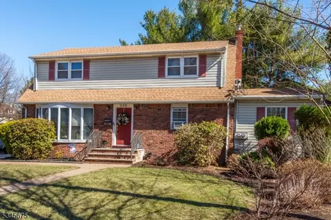 245 Grant Ave, Pompton Lakes, NJ 07442