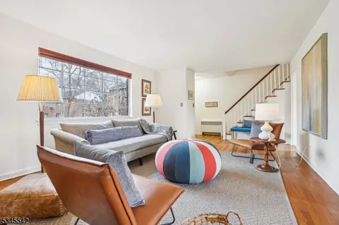 17 Troy Dr # B, Springfield, NJ 07081