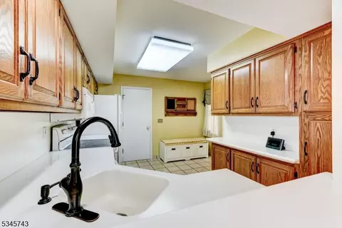 12 Stone Run Rd, Bedminster, NJ 07921 photo 9