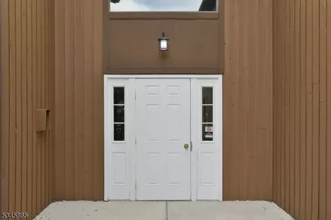 152 Drake Ln #152, Ledgewood, NJ 07852