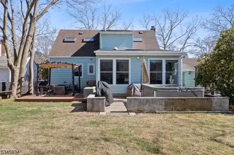 492 Meisel Ave, Springfield, NJ 07081 photo 3