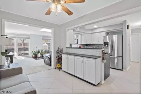492 Meisel Ave, Springfield, NJ 07081 photo 12