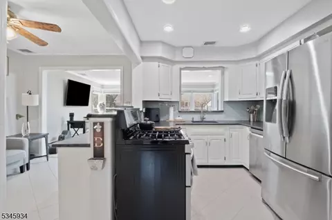 492 Meisel Ave, Springfield, NJ 07081 photo 14