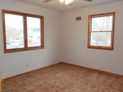 10 6th Ave, Haskell, NJ 07420 photo 25