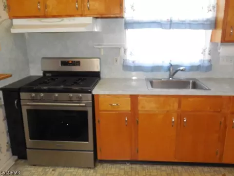10 6th Ave, Haskell, NJ 07420 photo 8