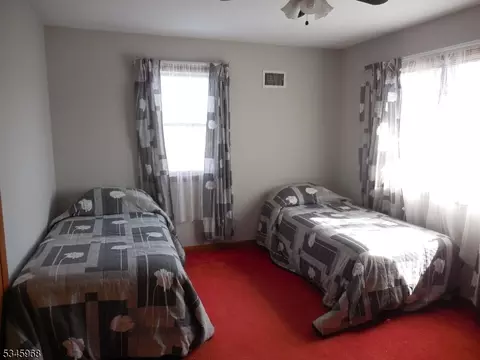 10 6th Ave, Haskell, NJ 07420 photo 9