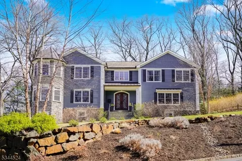 10 Little Wolf Rd, Summit, NJ 07901 photo 2