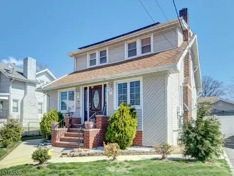 9 Galloping Hill Rd, Elizabeth, NJ 07208