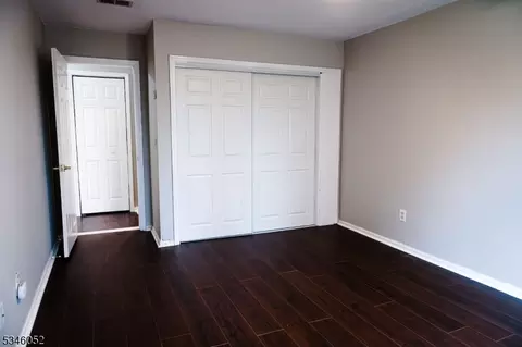 72 Junco Ct, Three Bridges, NJ 08887 photo 9
