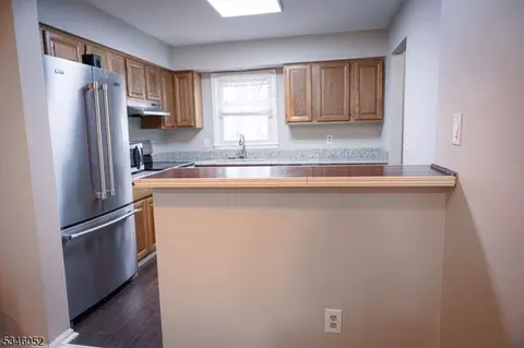 72 Junco Ct, Three Bridges, NJ 08887 photo 7